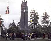 monument02.jpg